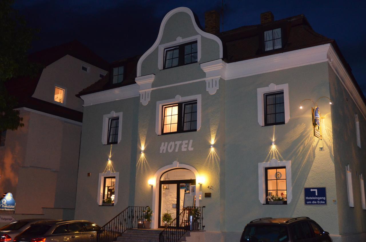 Hotel Franziska 3*